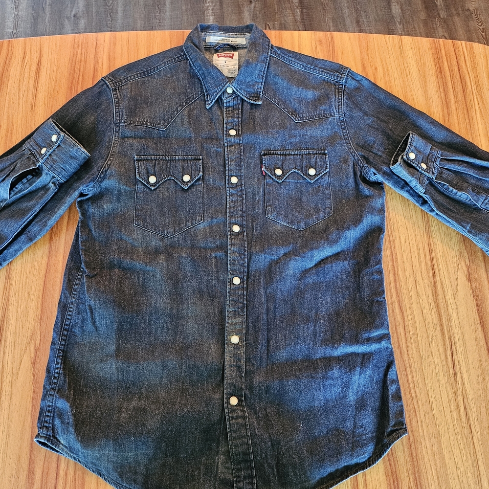 Levi's Men's Blue Denim Shirt